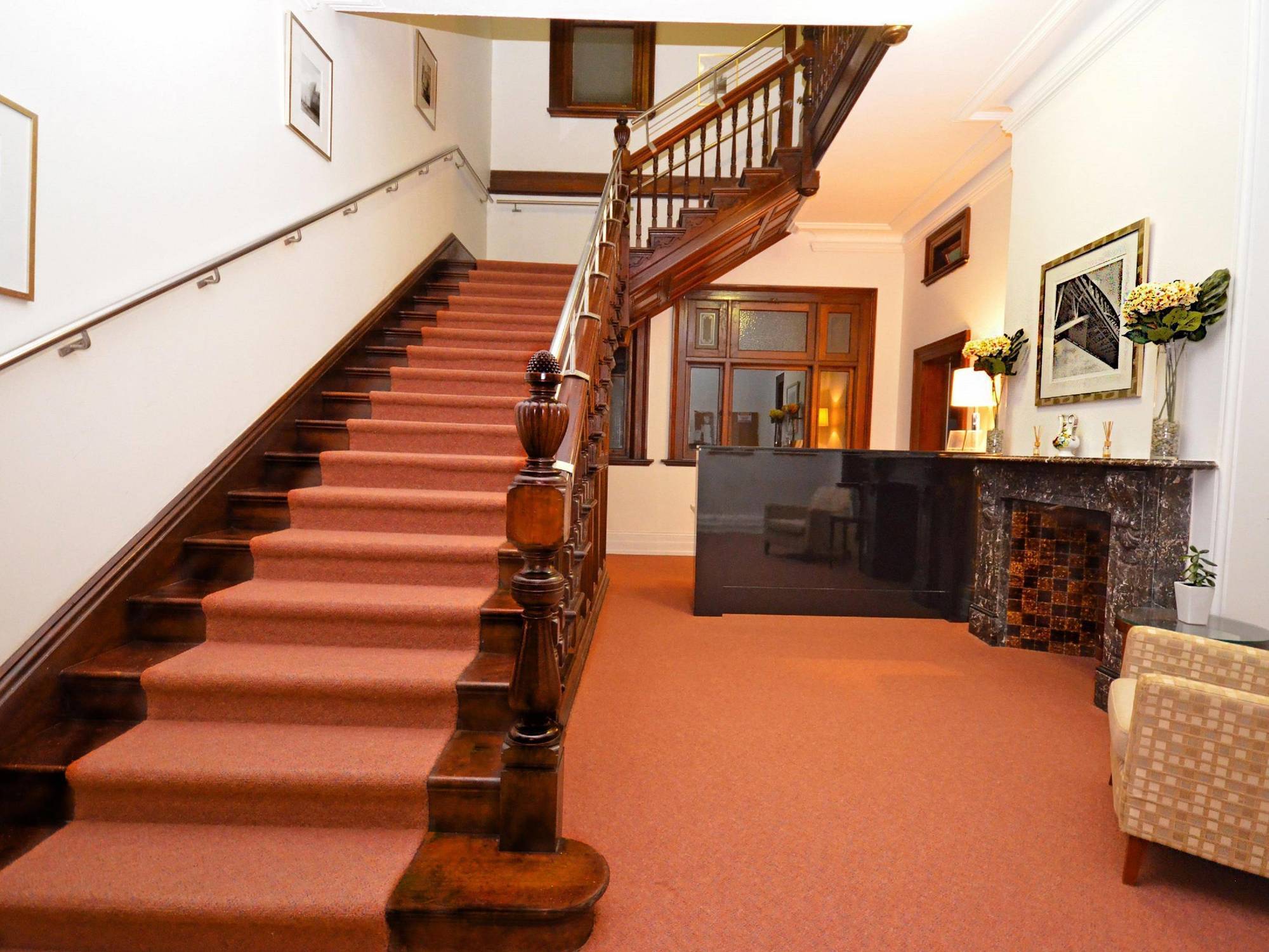 The Hallows Accommodation Батерст Экстерьер фото